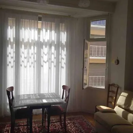 Logement Situe A 2 Pas De La 아파트